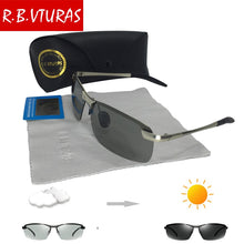 Load image into Gallery viewer, Photochromic Polarized Men Sunglasses
