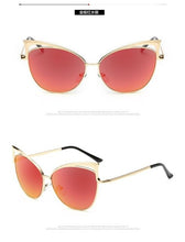 Load image into Gallery viewer, Brand Design Fashion Lady Sunglasses