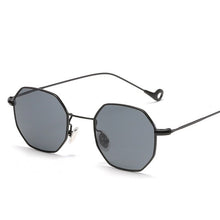 Load image into Gallery viewer, Fashion Women Brand Designer Sunglasses